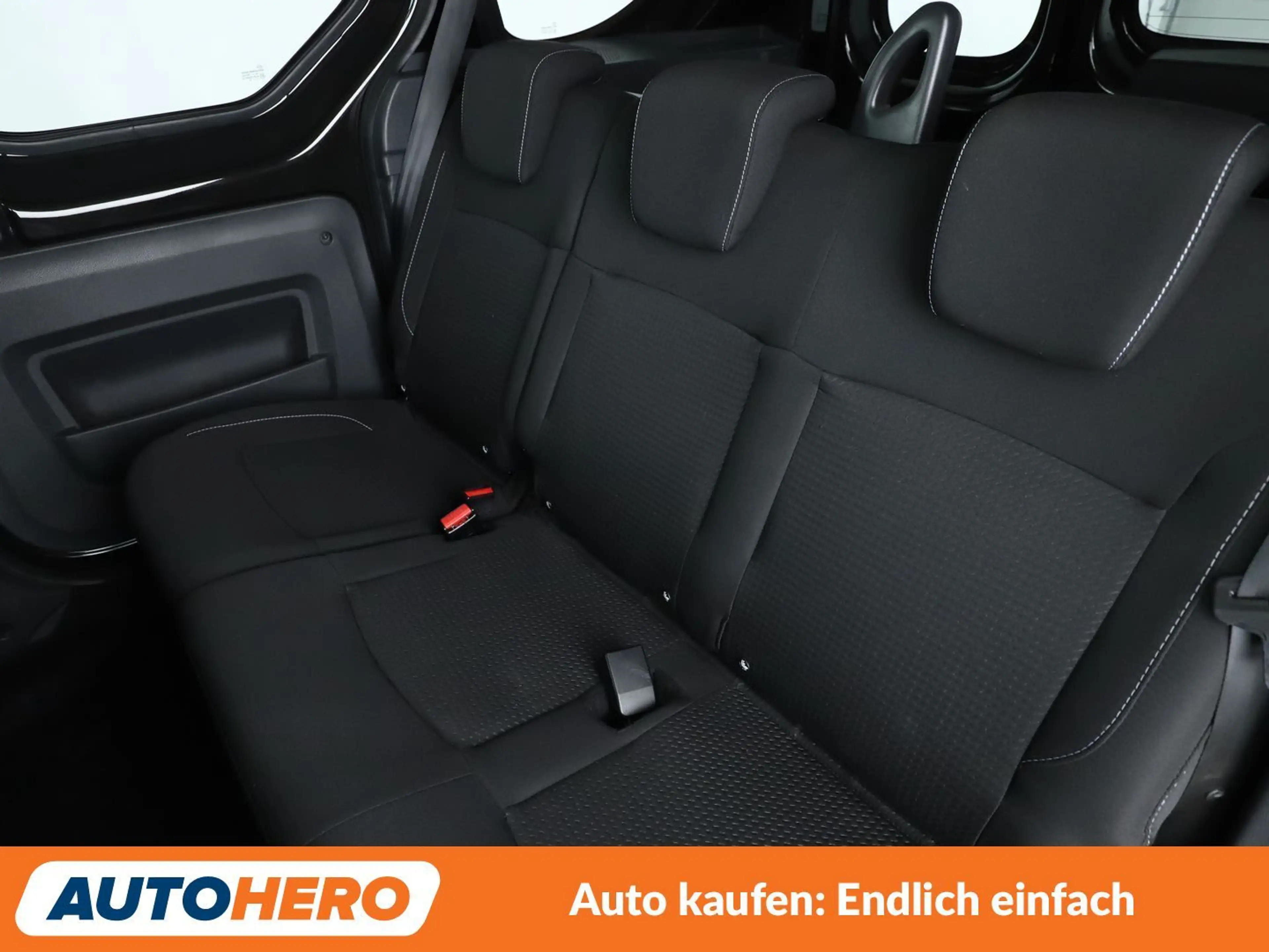 Dacia Dokker 1.3 TCe Comfort*PDC*SHZ*AHK*KLIMA*GARANTIE* — photo 14