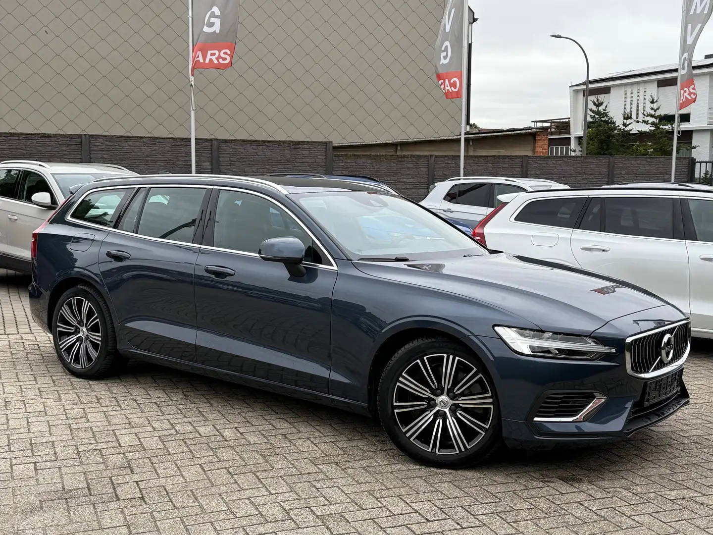 Volvo V60 T6 AWD Recharge Automaat Inscription Expression Azul - 2
