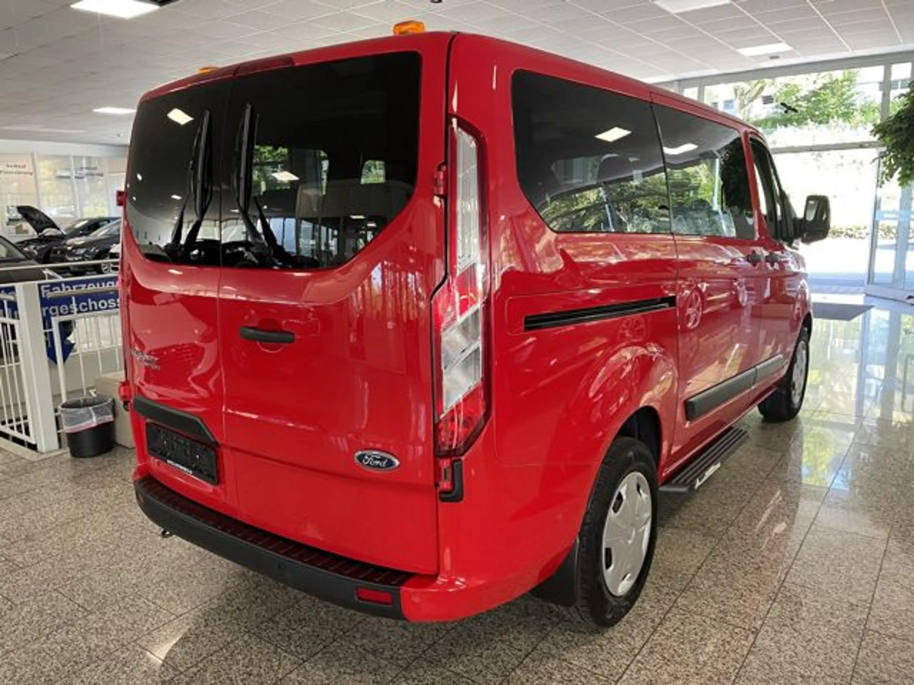 Ford Transit Custom Kombi 320 L1 KLIMA+9-SITZER — photo 6