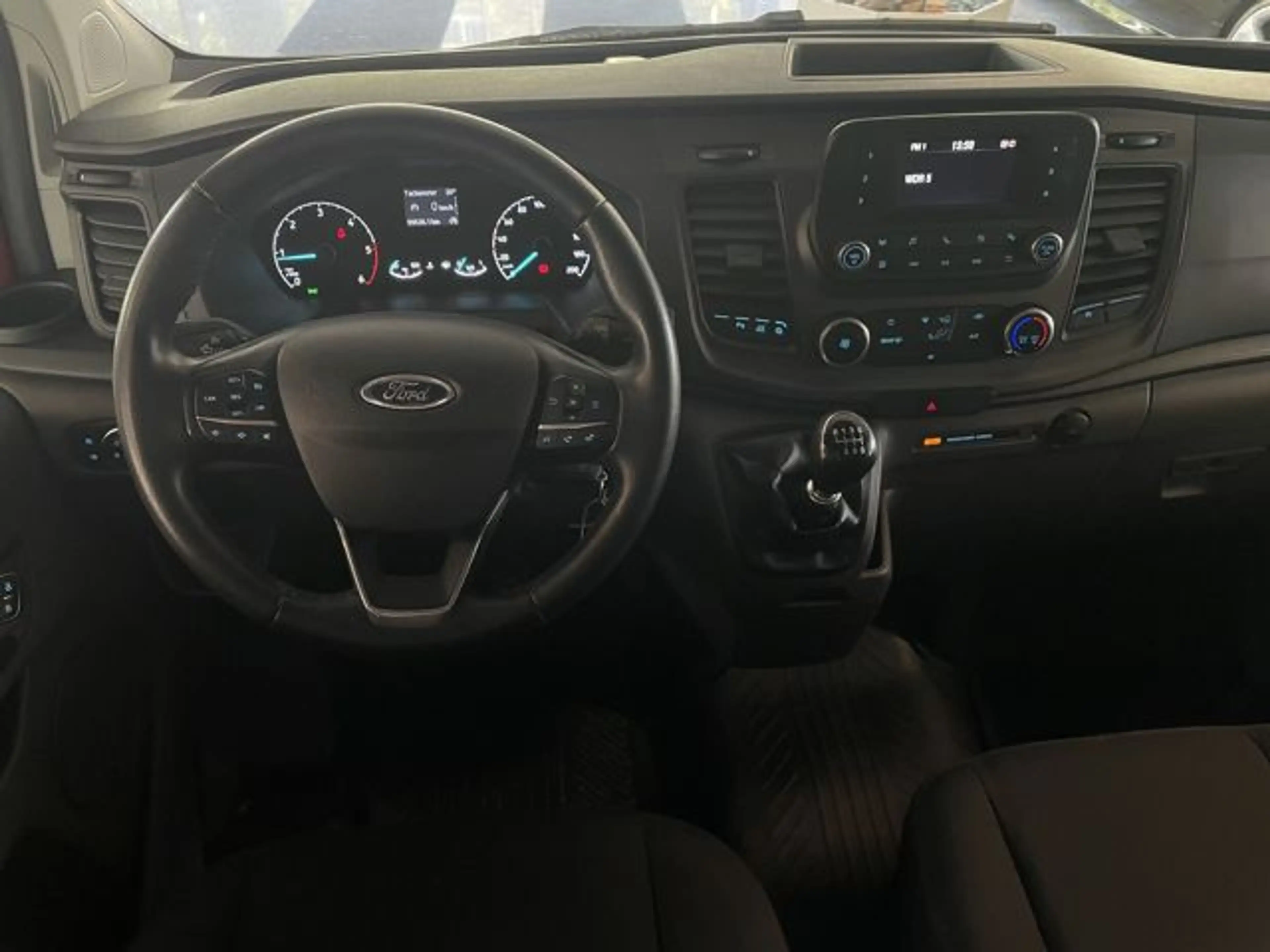 Ford Transit Custom Kombi 320 L1 KLIMA+9-SITZER — photo 9