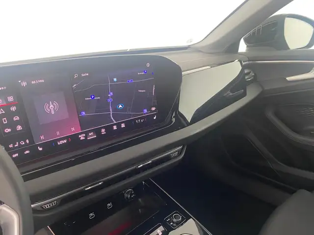 Audi A6 view 9