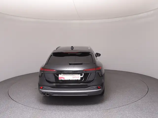 Audi A6 view 6