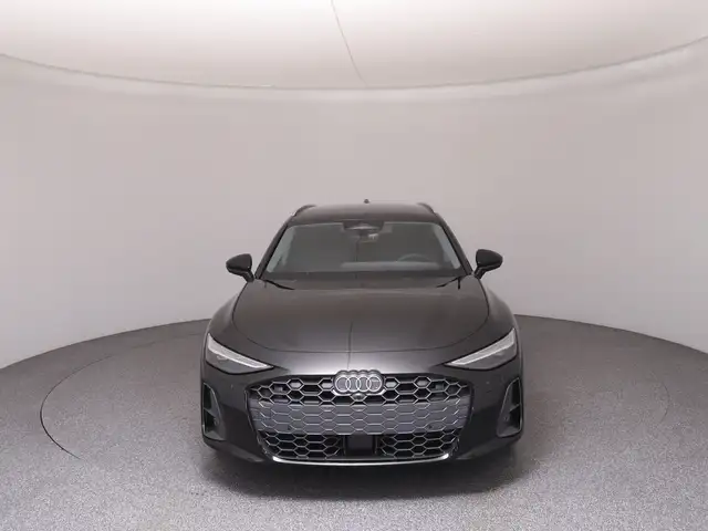 Audi A6 view 3