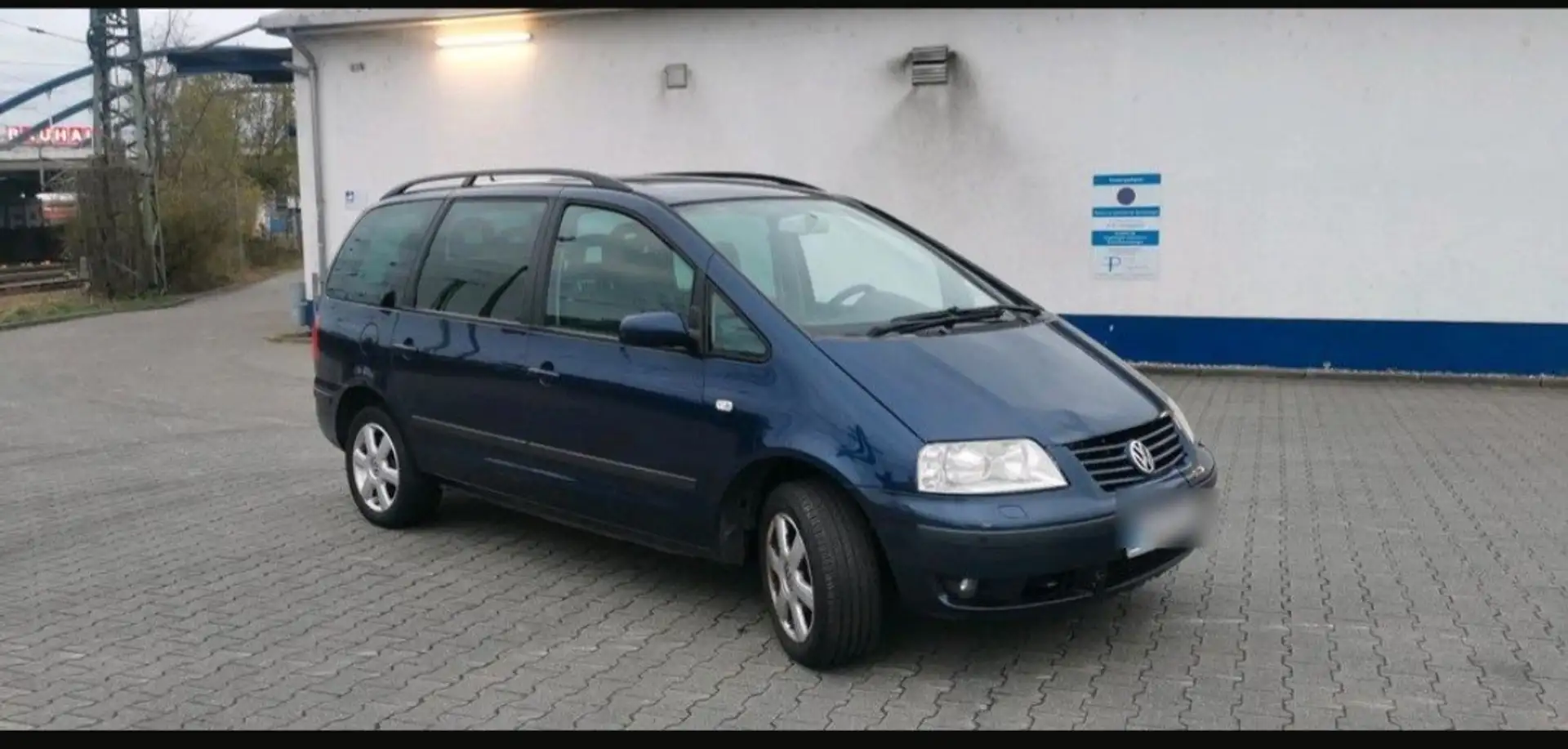 Volkswagen Sharan 1.9 TDI Family Bleu - 2