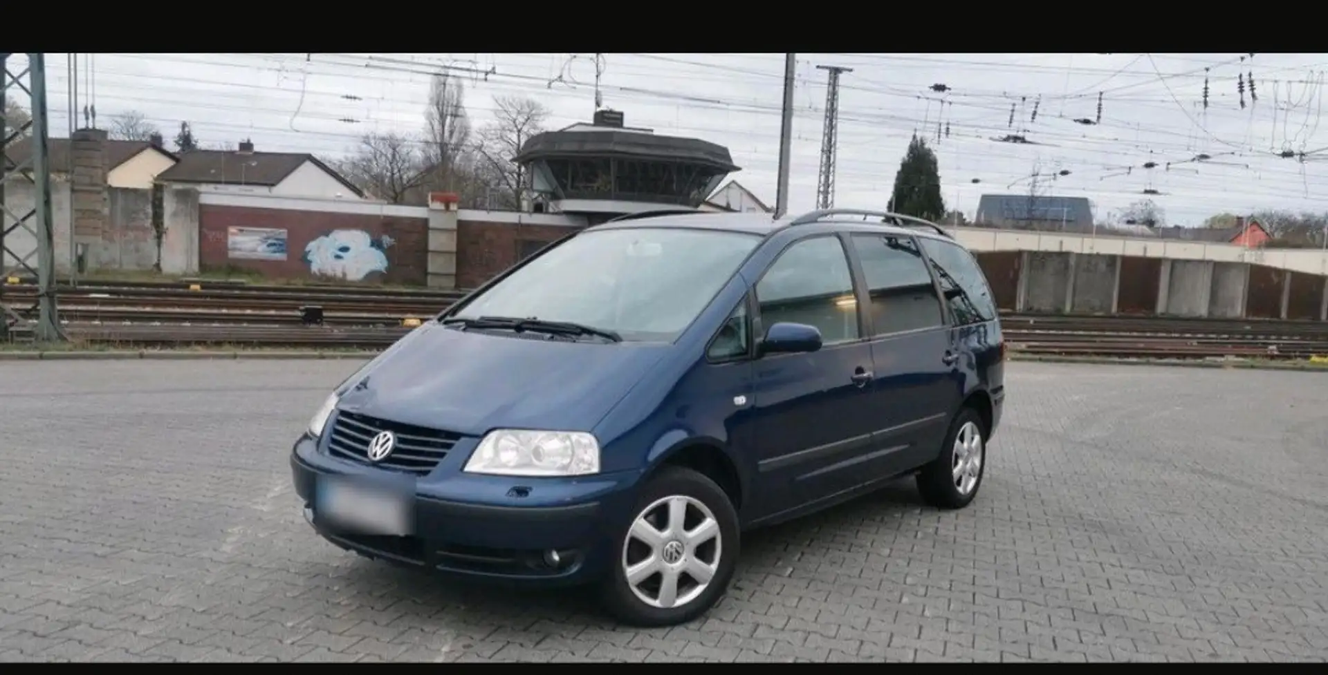 Volkswagen Sharan 1.9 TDI Family Bleu - 1