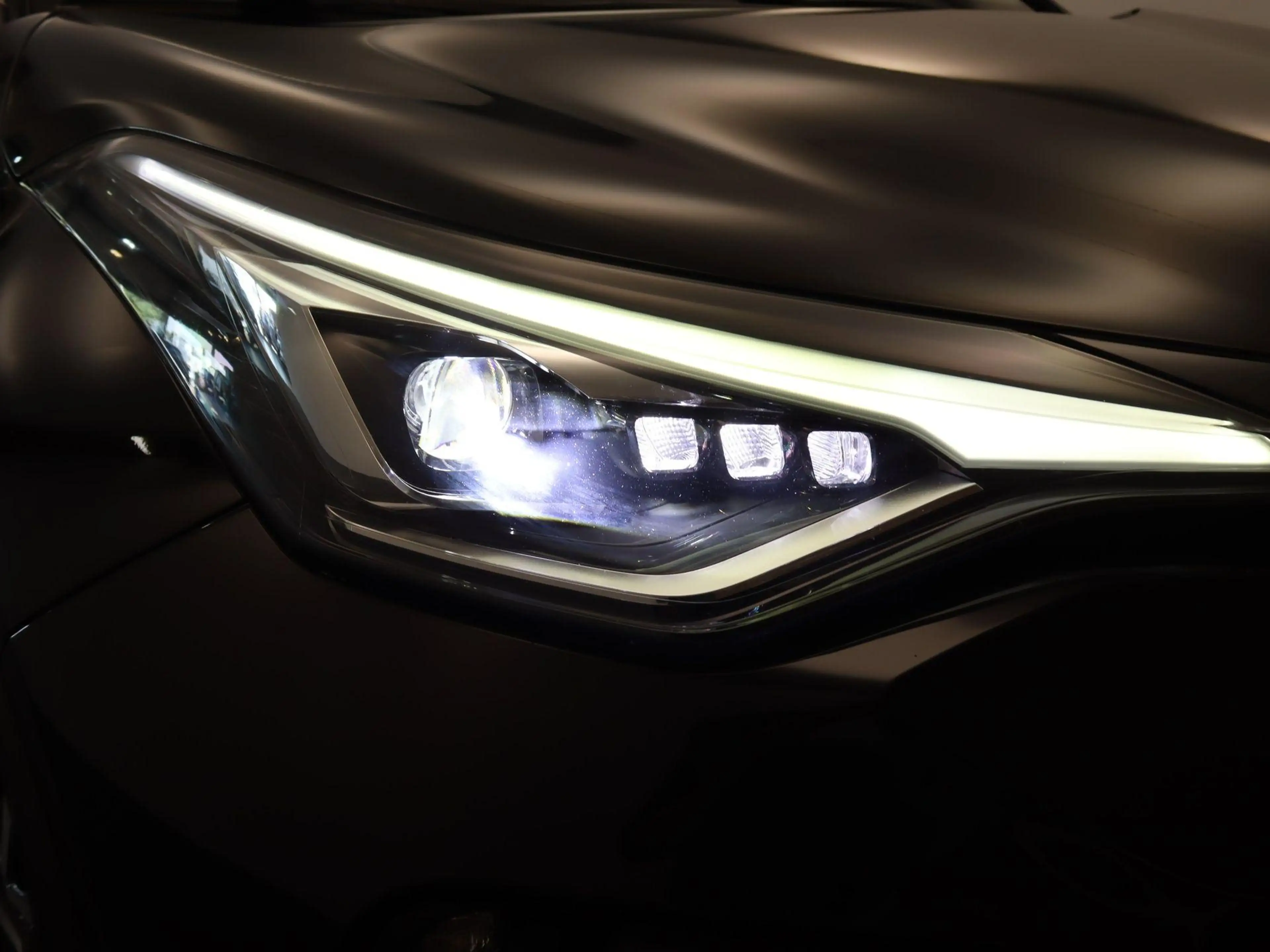 Toyota C-HR 2.0 Hybrid First Edition - ORIGINEEL NEDERLANDSE A — photo 10