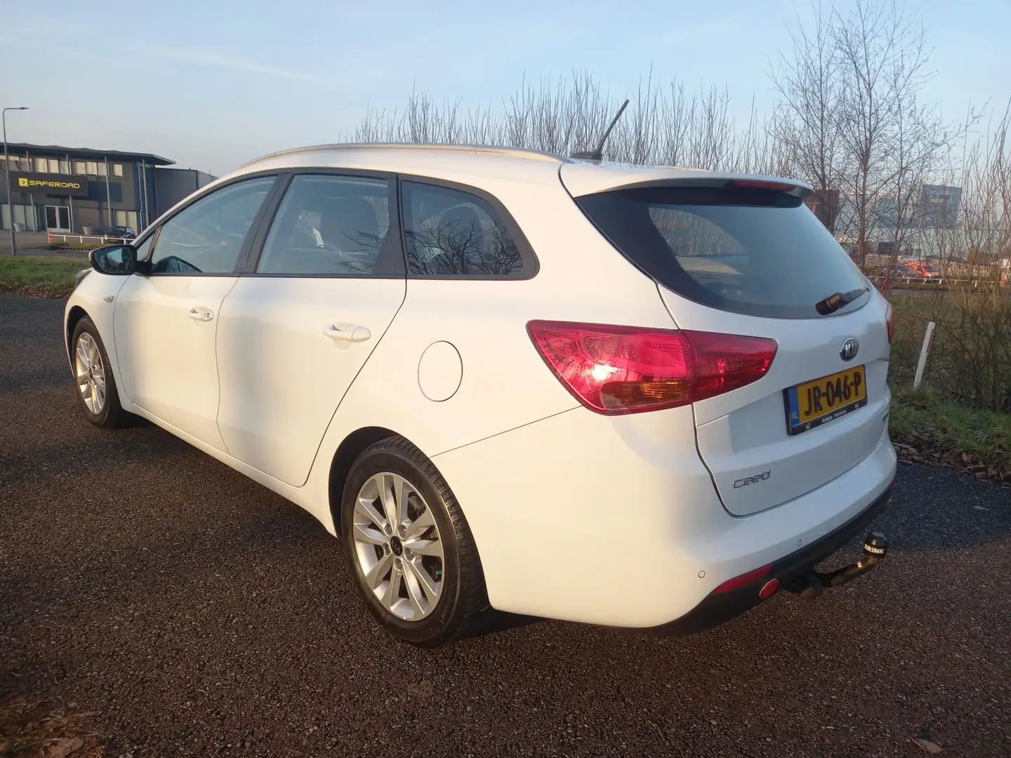 Kia Ceed SW / cee'd SW Sportswagon 1.6 GDI First Edition Blanc - 2