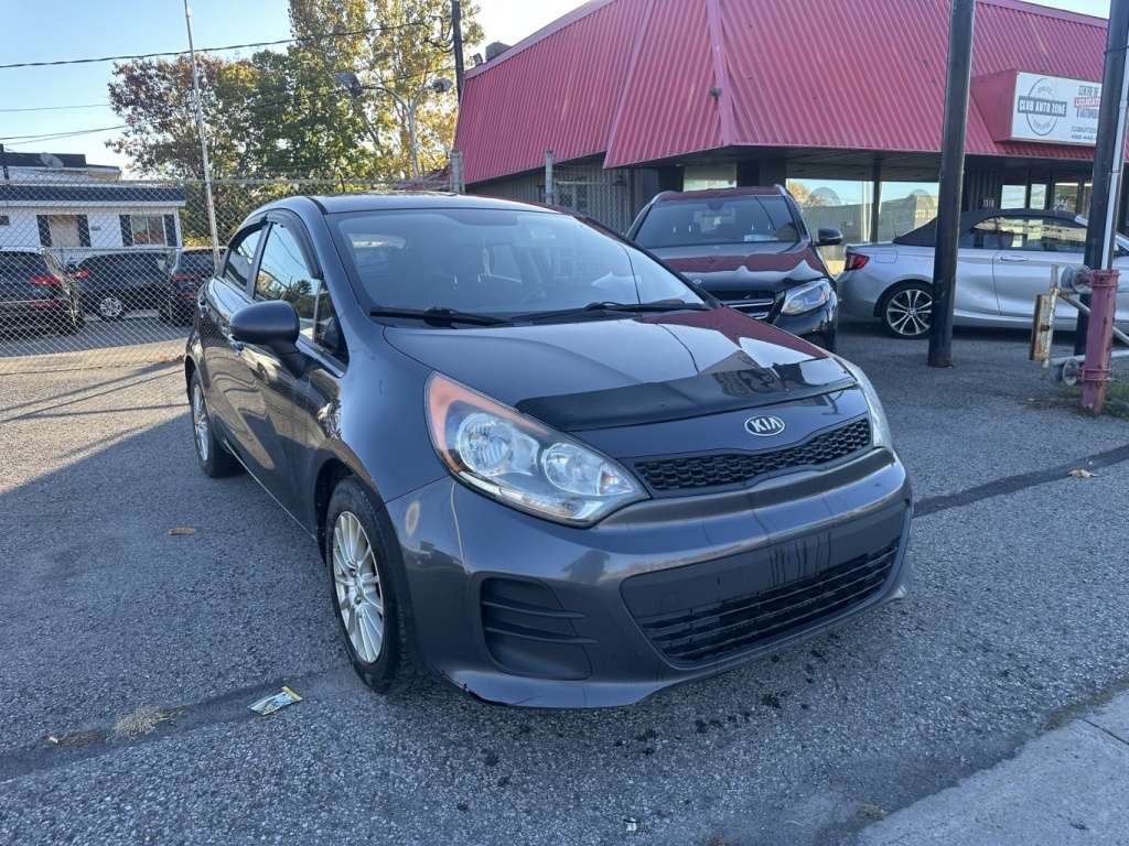 2016 Kia Rio Hatchback 5-Door