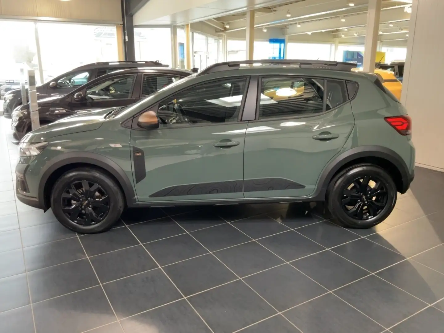 Dacia Sandero Stepway Extreme TCe 110 Gris - 2