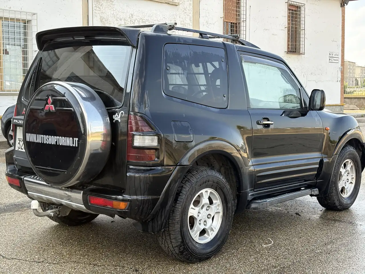 Mitsubishi Pajero 3p 3.2 tdi 16v di-d GLX (POMPA CARBURANTE DA FARE), foto 3