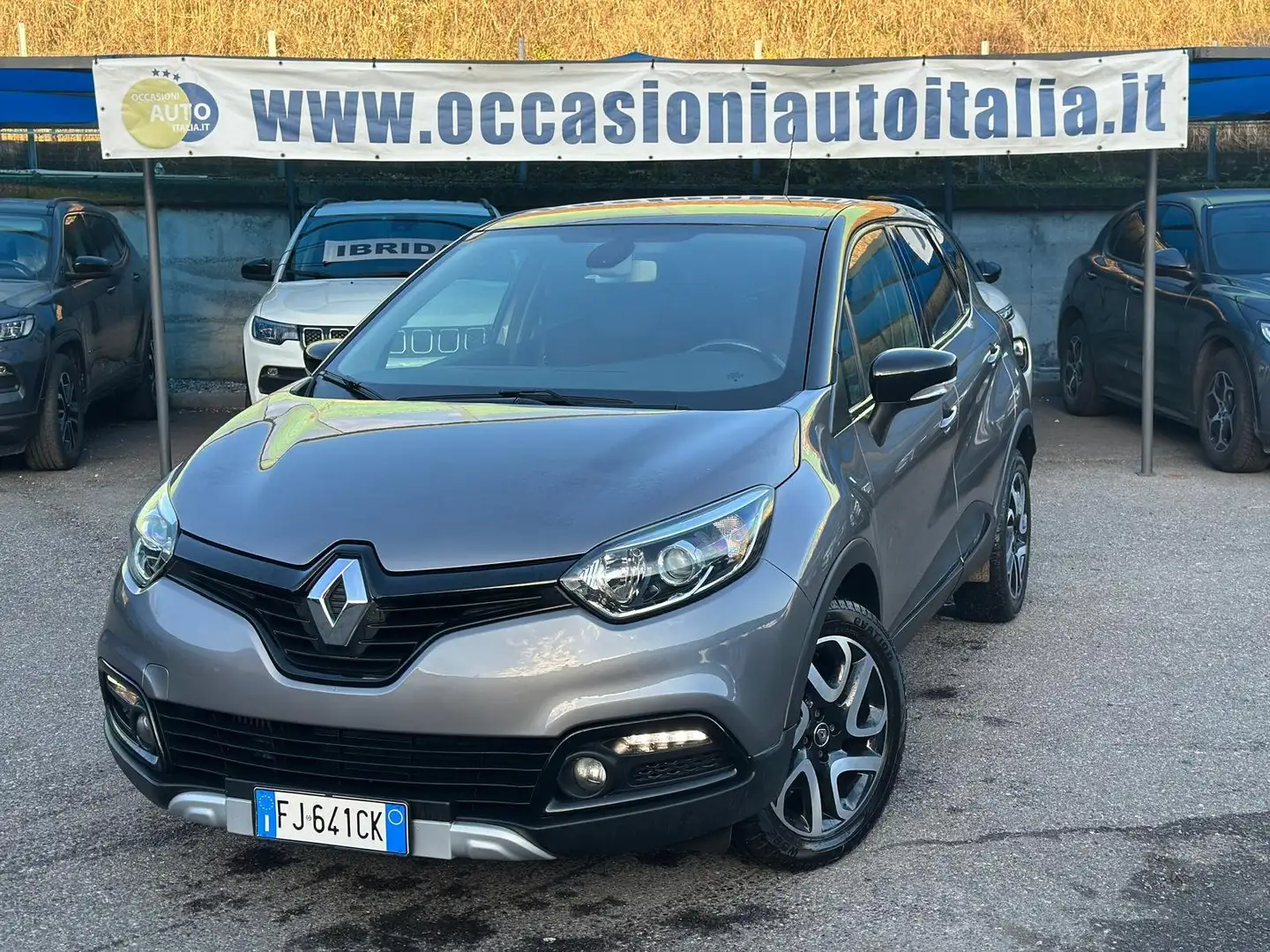 Renault Captur 1.5 dci Intens (energy r-link) 90cv edc E6 Bronze - 1