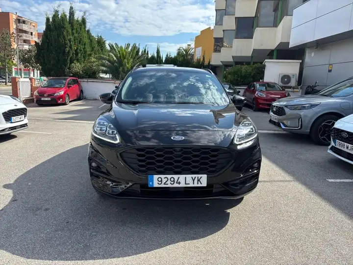 Ford Kuga 2022, foto 2