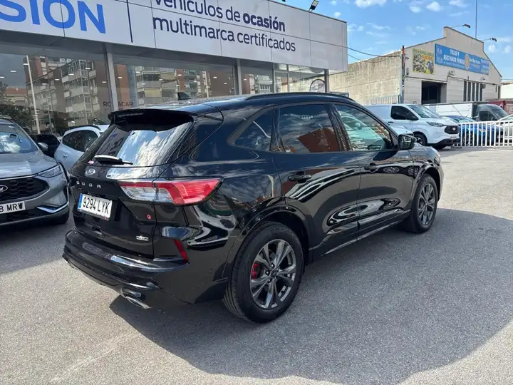 Ford Kuga 2022, foto 4