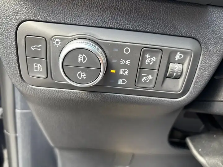 Ford Kuga 2022, foto 19