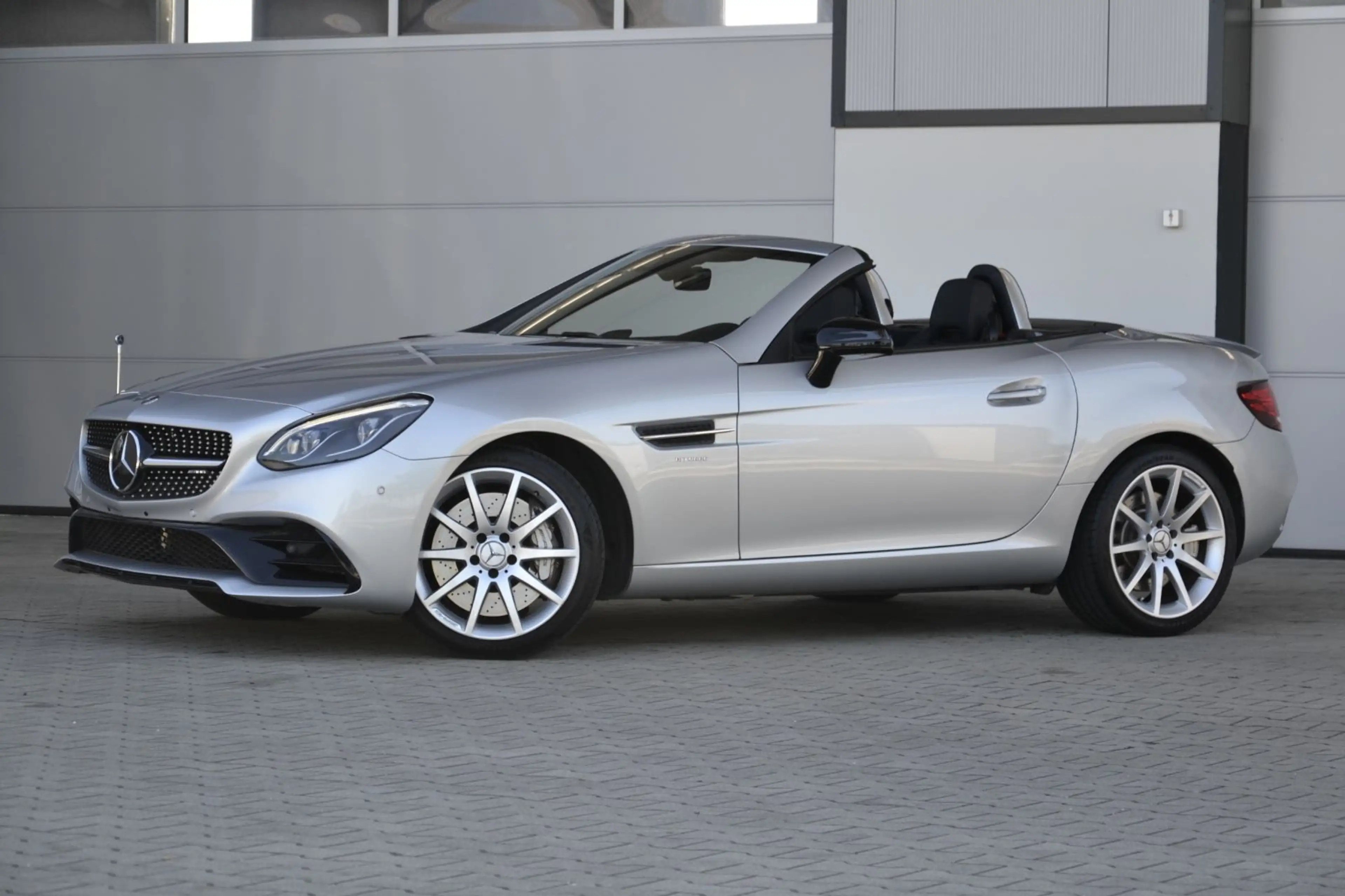 Mercedes-Benz SLC 43 AMG *CAM*H/K*MEMO* — photo 4