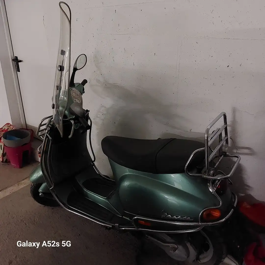 Piaggio Beverly 125 Vespa MO4/ET4/125 Vert - 2