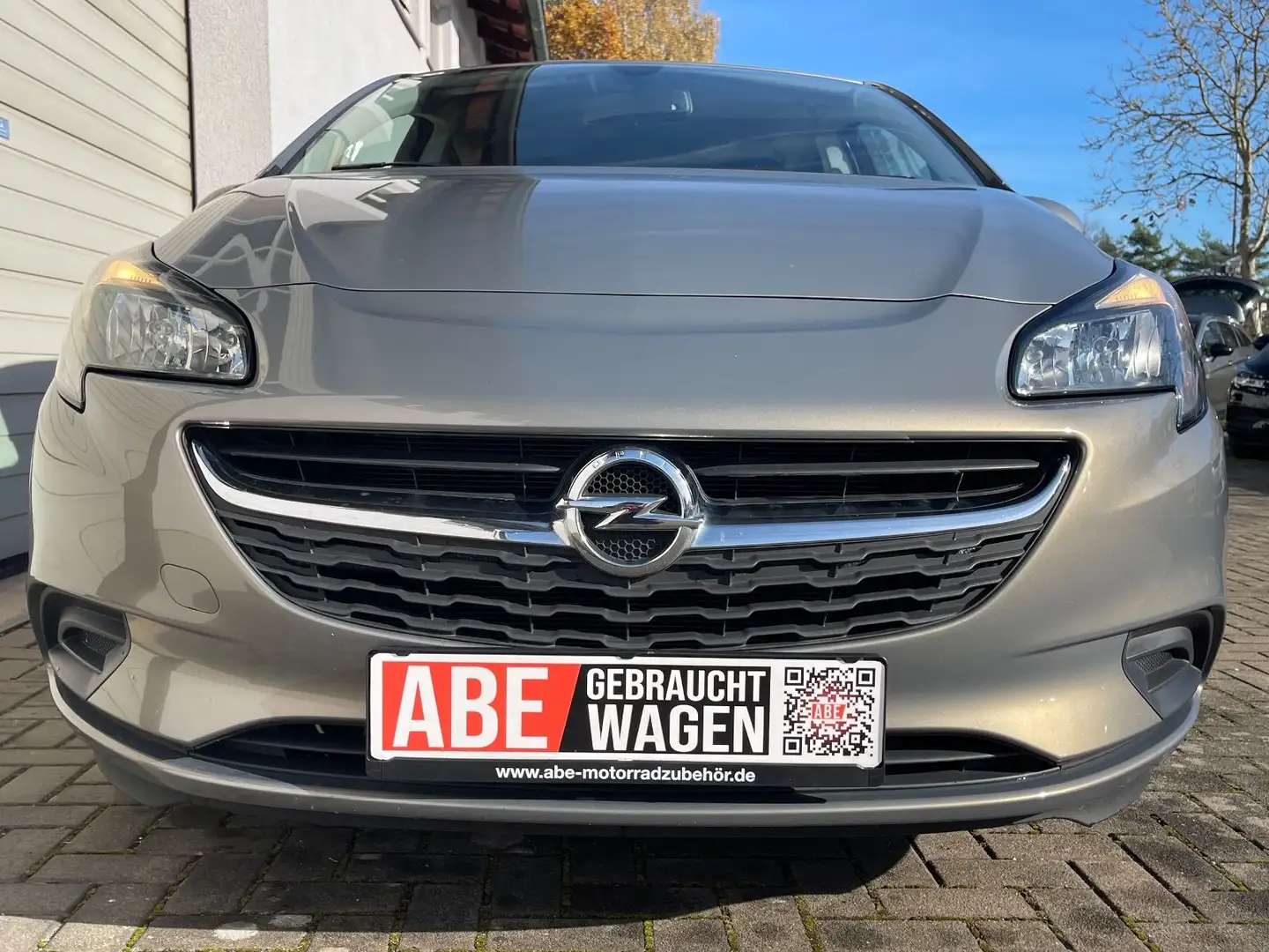 Opel Corsa E 1.4 Turbo Edition Winterpaket Tempomat Grau - 2