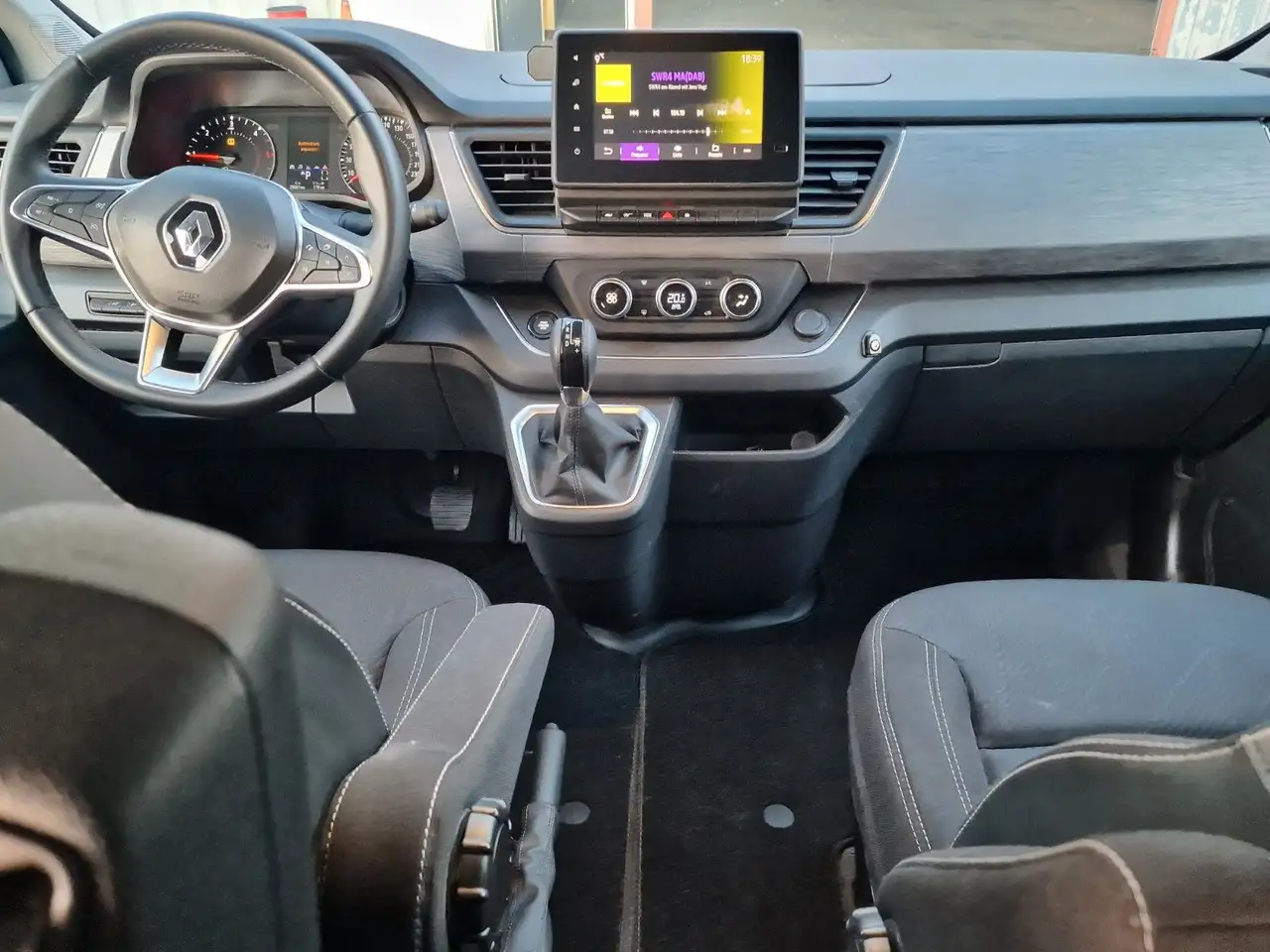 Renault Trafic Kamera, 7 Sitze, Spaceclass 6