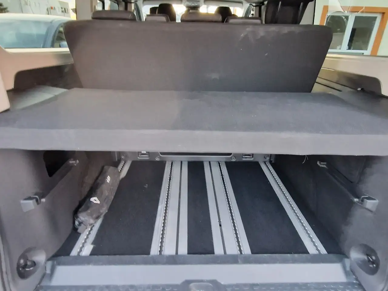 Renault Trafic Kamera, 7 Sitze, Spaceclass 37