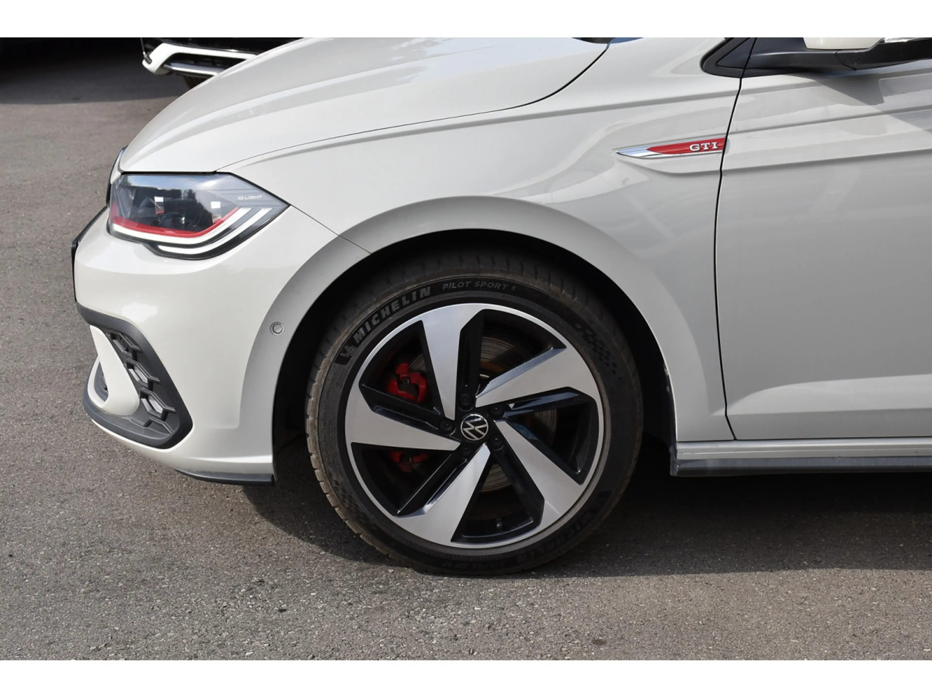 Volkswagen Polo GTI 2.0 TSI DSG ACC TRAVEL PARK IQ.LIGHT 1° MAIN — photo 5