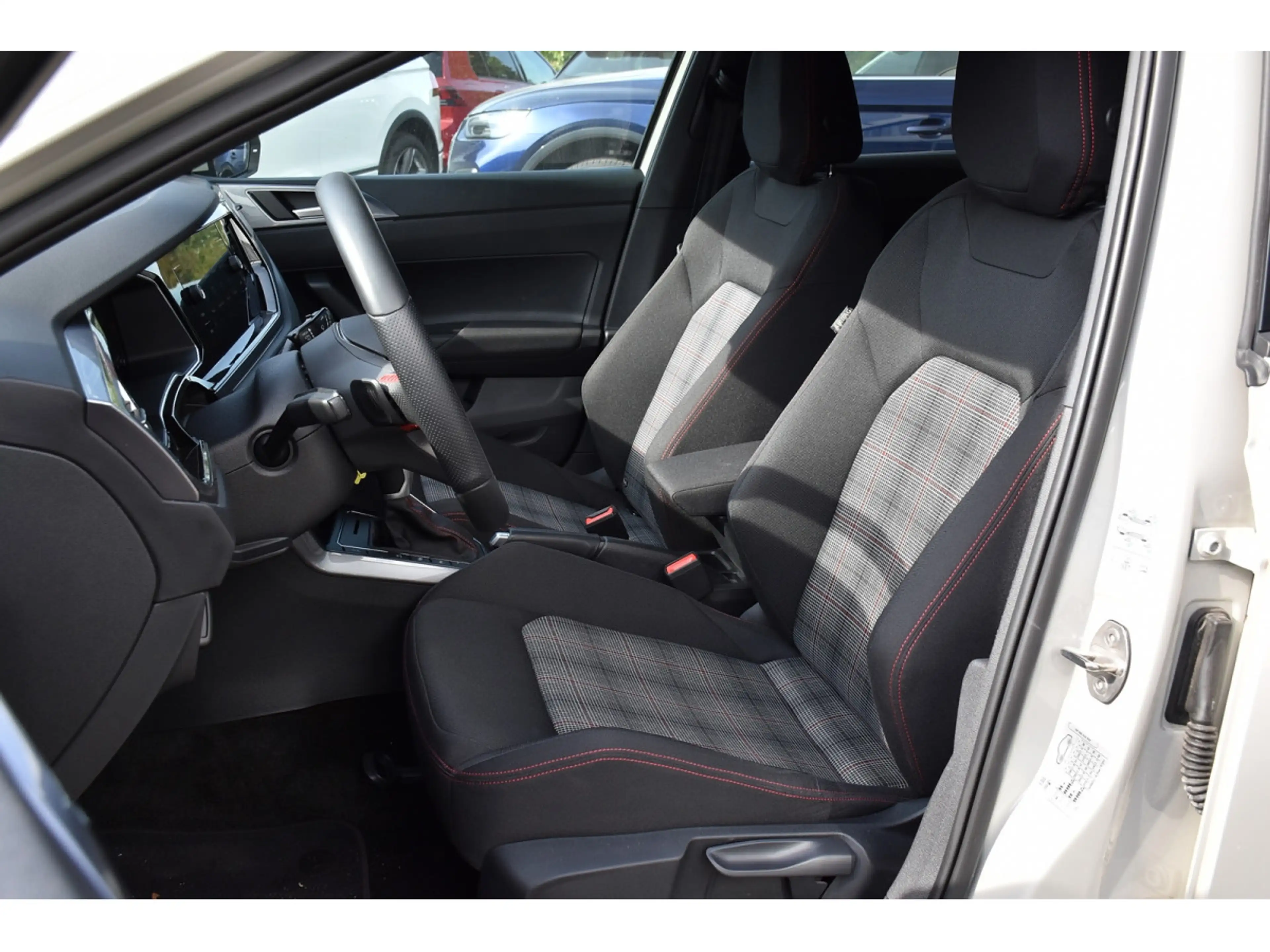 Volkswagen Polo GTI 2.0 TSI DSG ACC TRAVEL PARK IQ.LIGHT 1° MAIN — photo 6