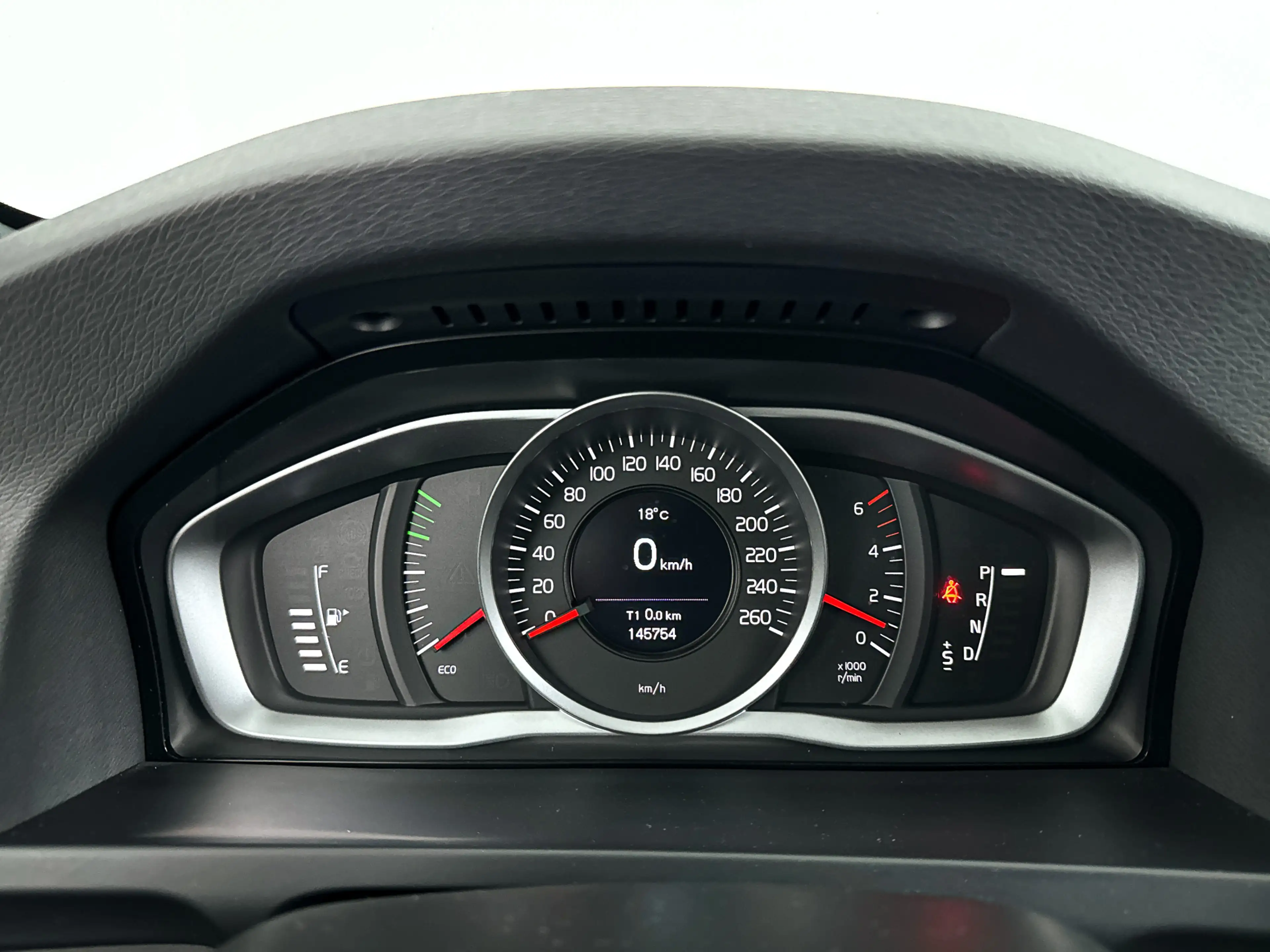 Volvo V60 Cross Country 2.0 D3 Polar+ | Parkeersensoren achter | Stoelverw — photo 14