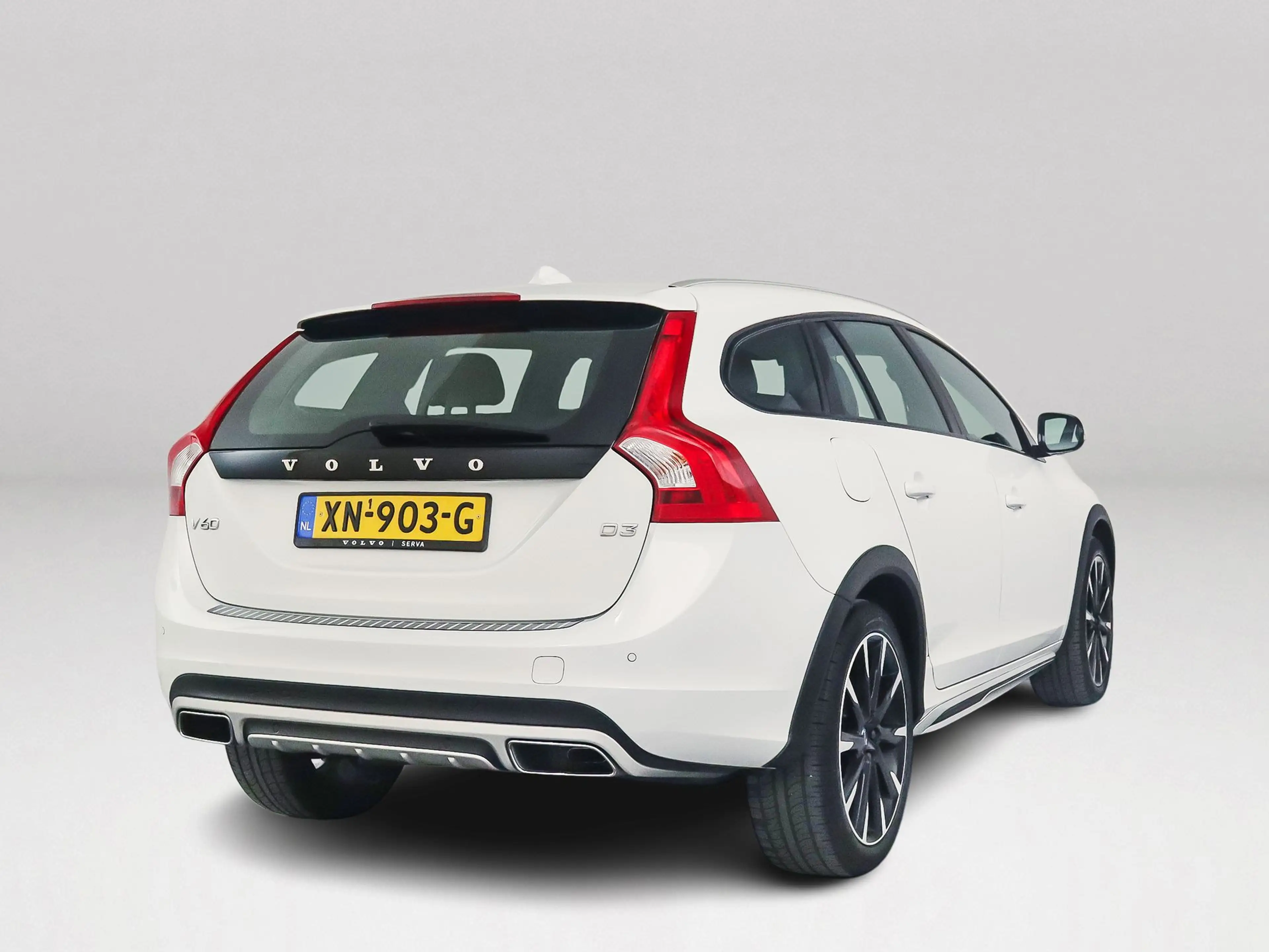 Volvo V60 Cross Country 2.0 D3 Polar+ | Parkeersensoren achter | Stoelverw — photo 2