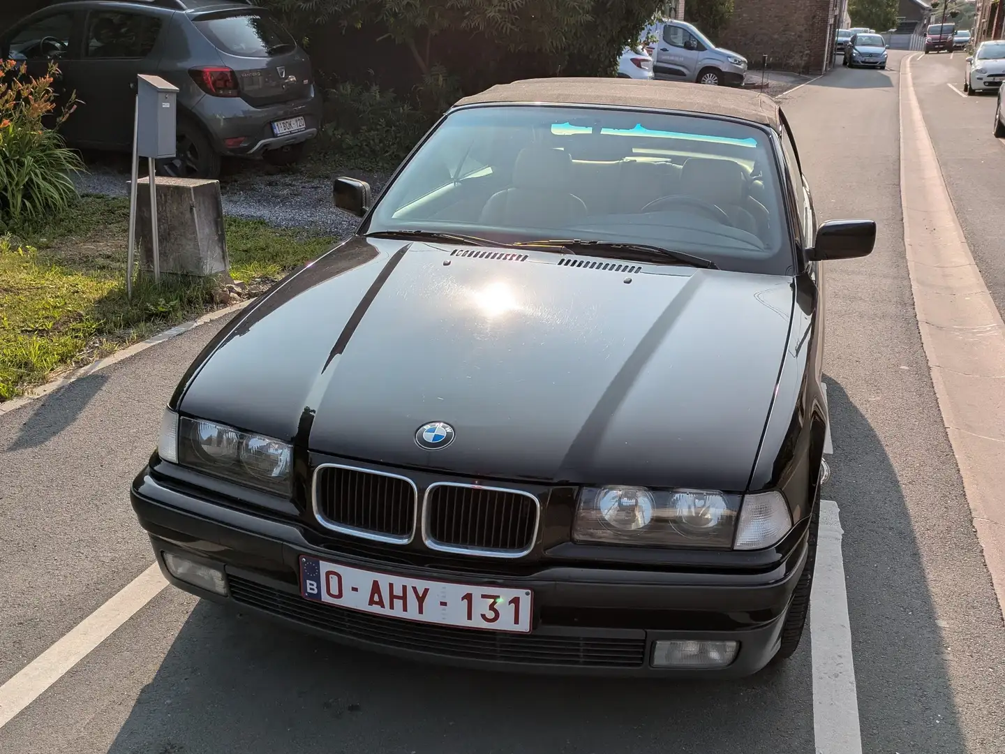 BMW 318 318i Noir - 2
