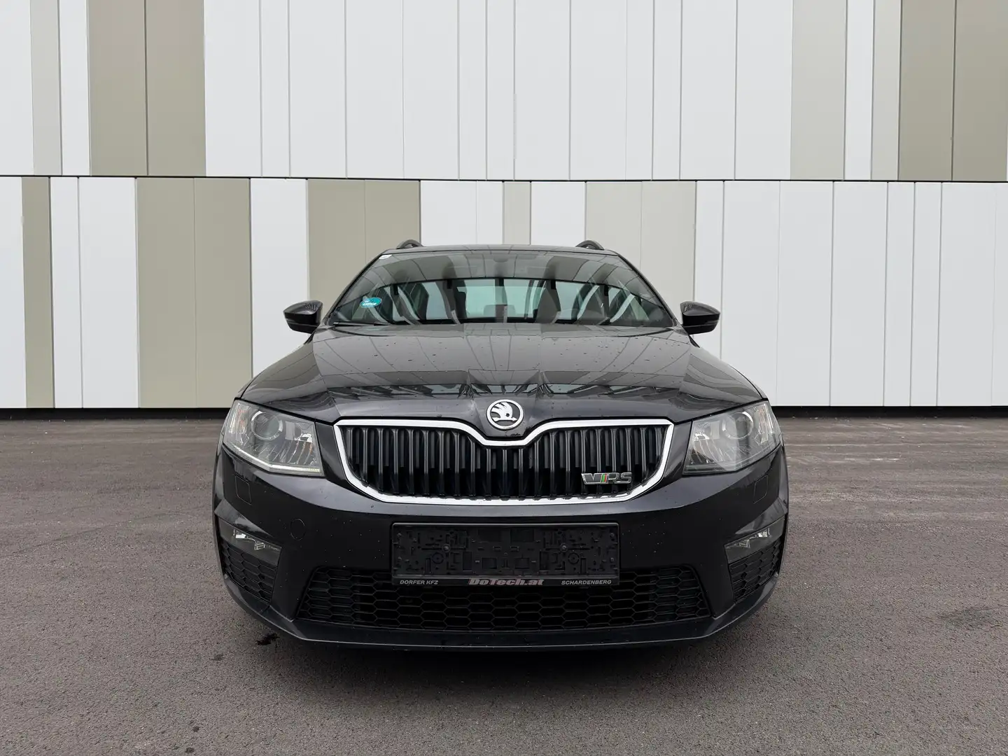 Skoda Octavia RS Schwarz - 1
