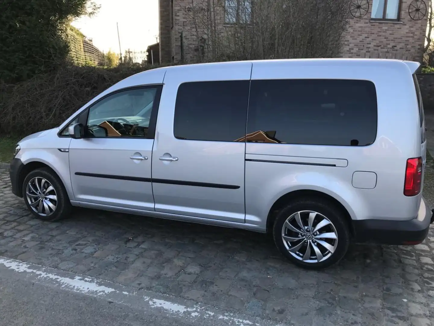 Volkswagen Caddy UTILITAIRE 100% 2.0TDI (5-Si.) Maxi Zilver - 2