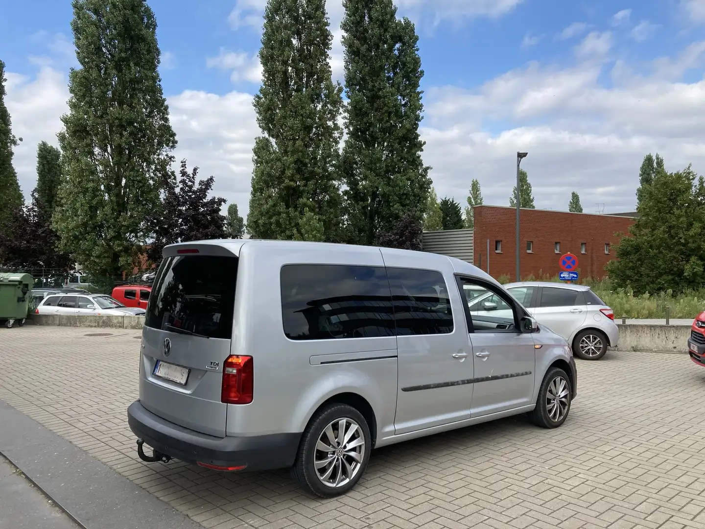 Volkswagen Caddy UTILITAIRE 100% 2.0TDI (5-Si.) Maxi Zilver - 1