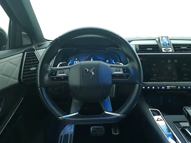 DS Automobiles DS 7 Crossback view 11
