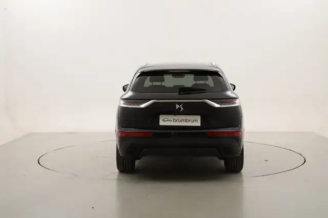 DS Automobiles DS 7 Crossback view 4