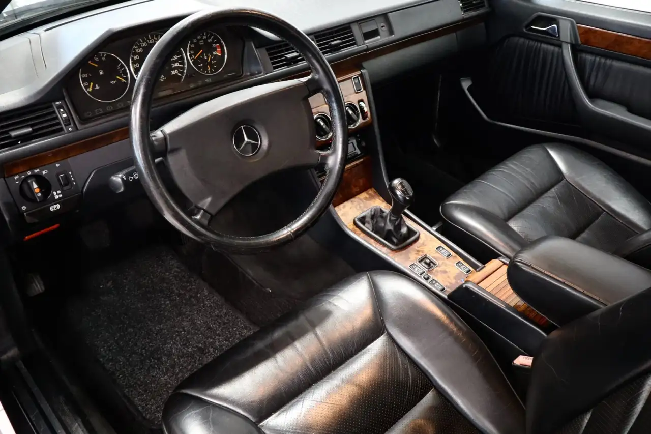 Mercedes-Benz E 300 🟢 300 CE-24V - ASI - Clima, foto 9