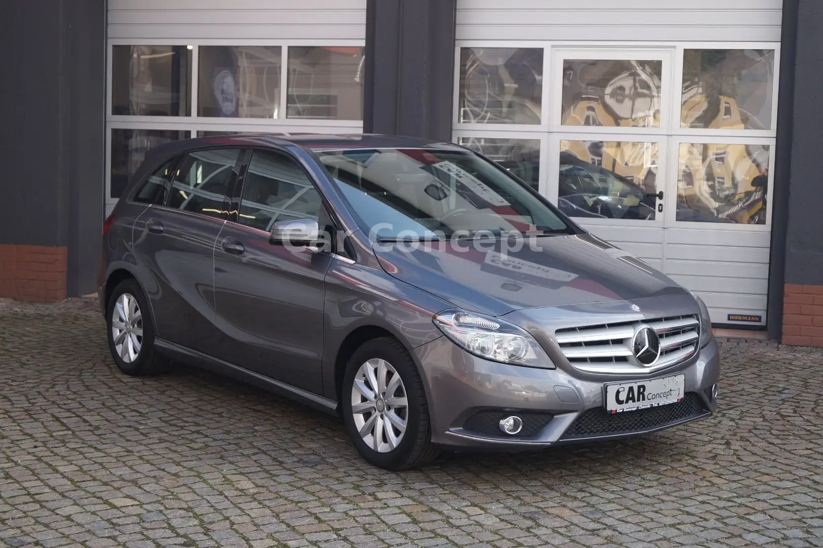 Mercedes-Benz B 180 * 65Tkm/Klima/Navi/Sitzhz.* Grau - 1
