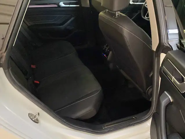 Volkswagen Arteon view 21