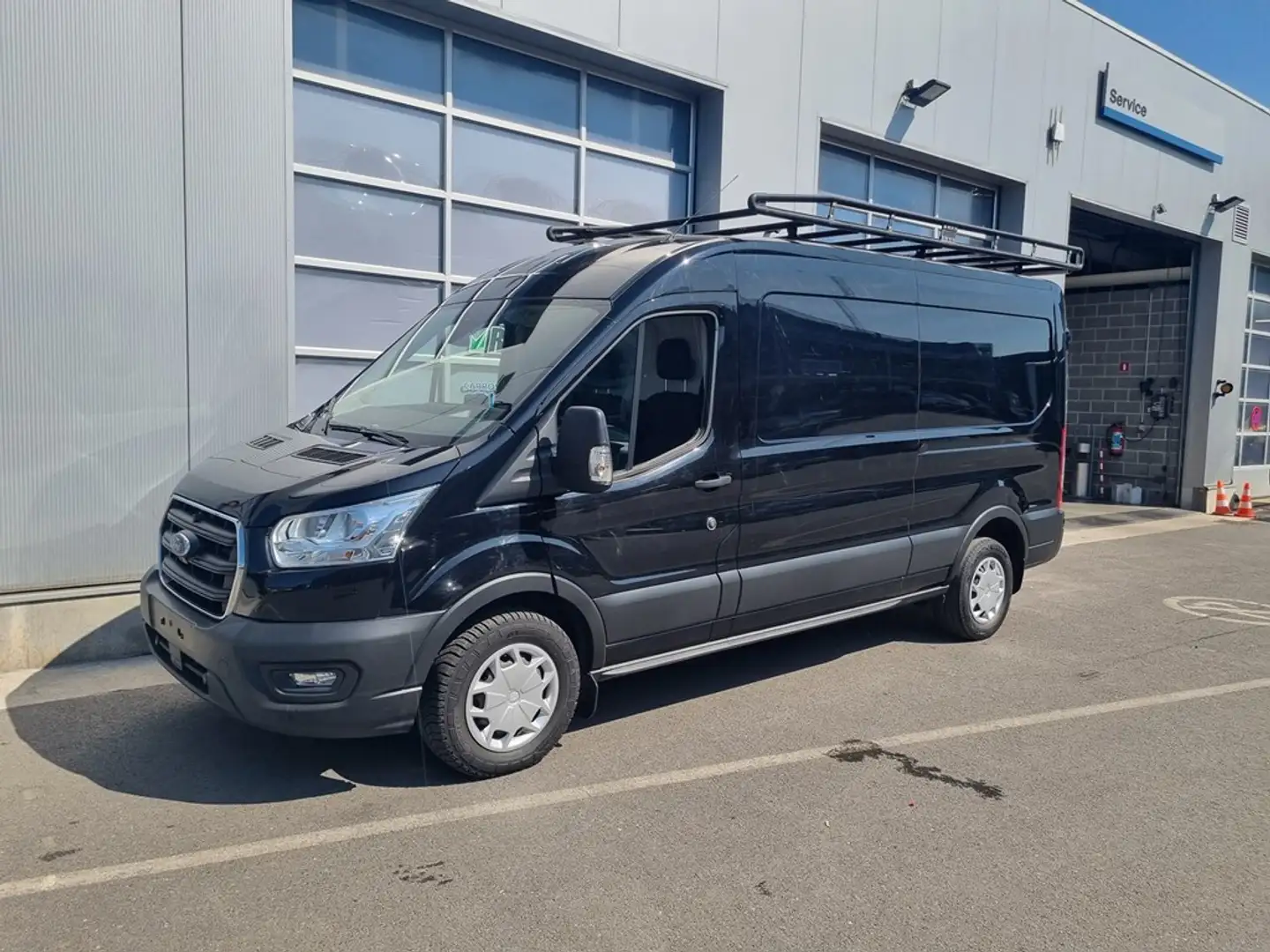 Ford Transit 350L L3H2 170 pk Trend Schwarz - 1