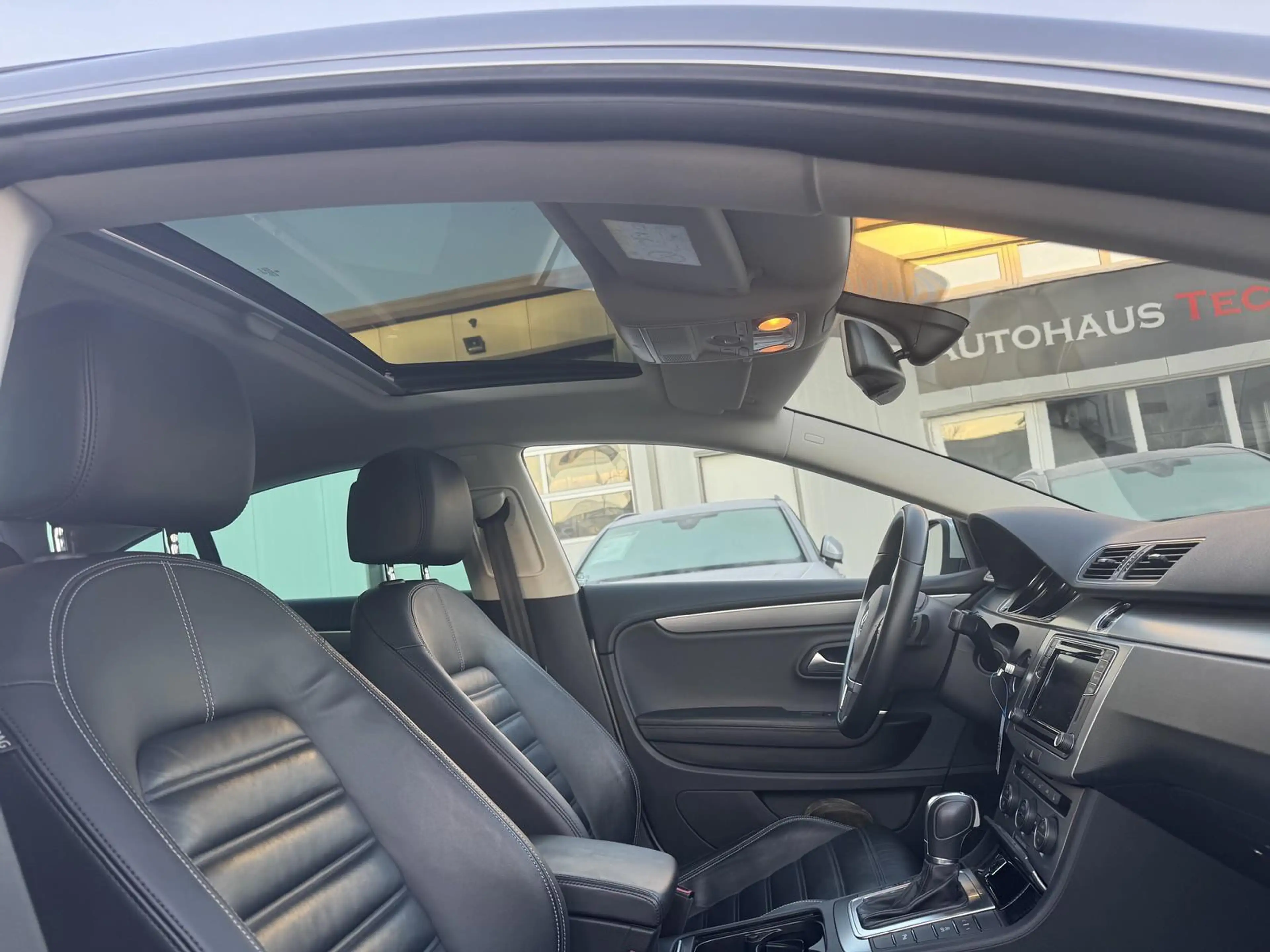 Volkswagen CC 2,0 TDI NEU.ZAHNR./BI-XENON/PAN. DACH/SHZ/PDC+KAME — photo 10