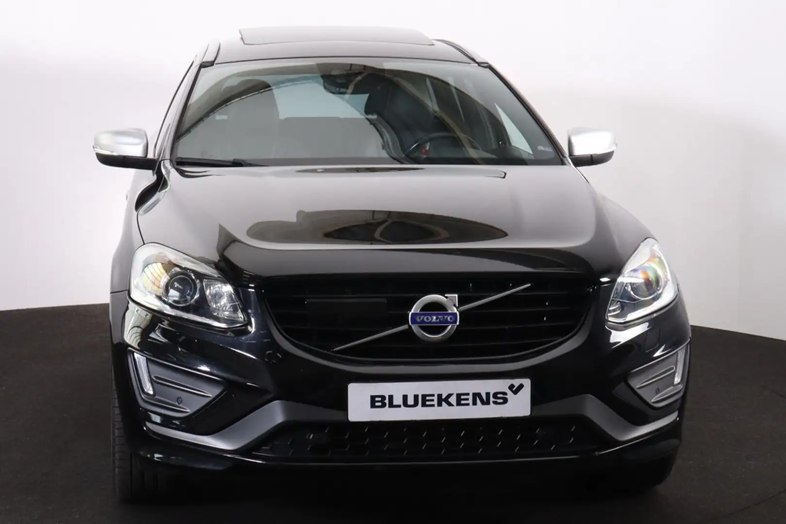 Volvo XC60 T5 Nordic Plus Sport R-Design - Panoramisch schuif Nero - 2