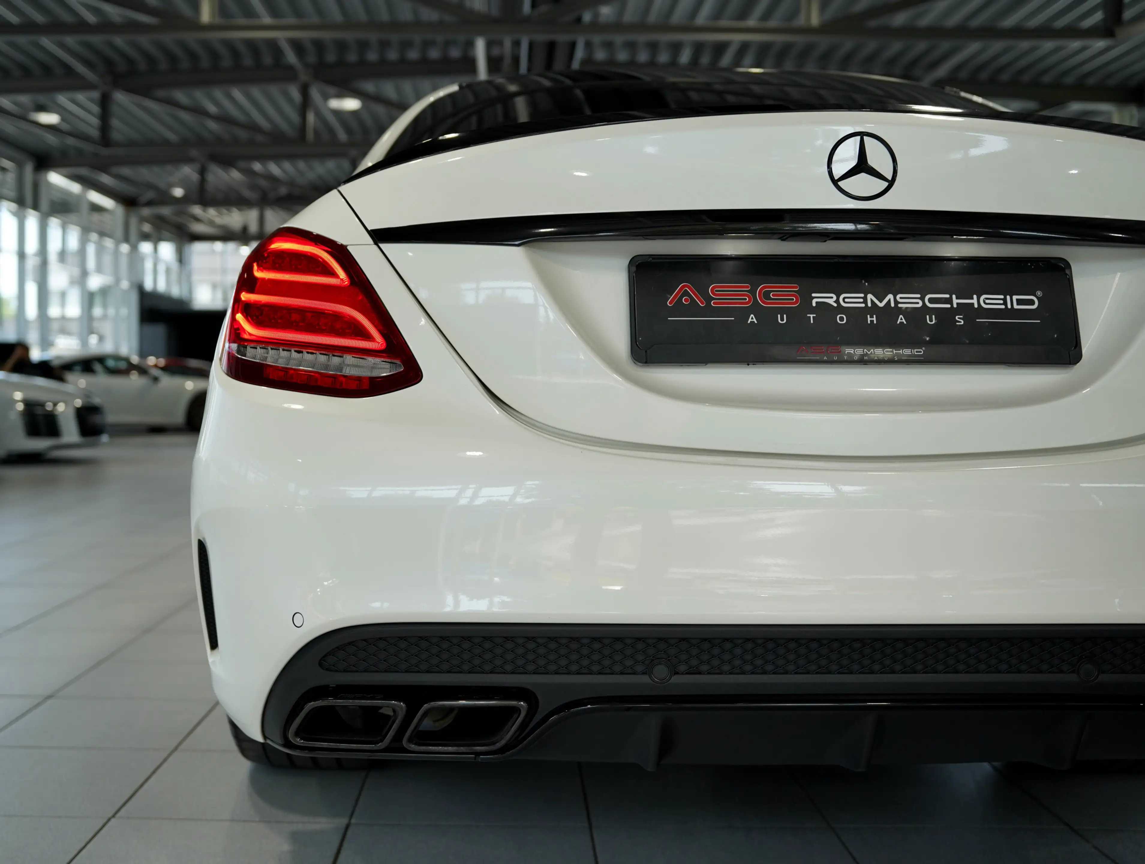 Mercedes-Benz C 63 AMG S Limousine *Perf-AGA *Perf-Sitze *Pano — photo 13