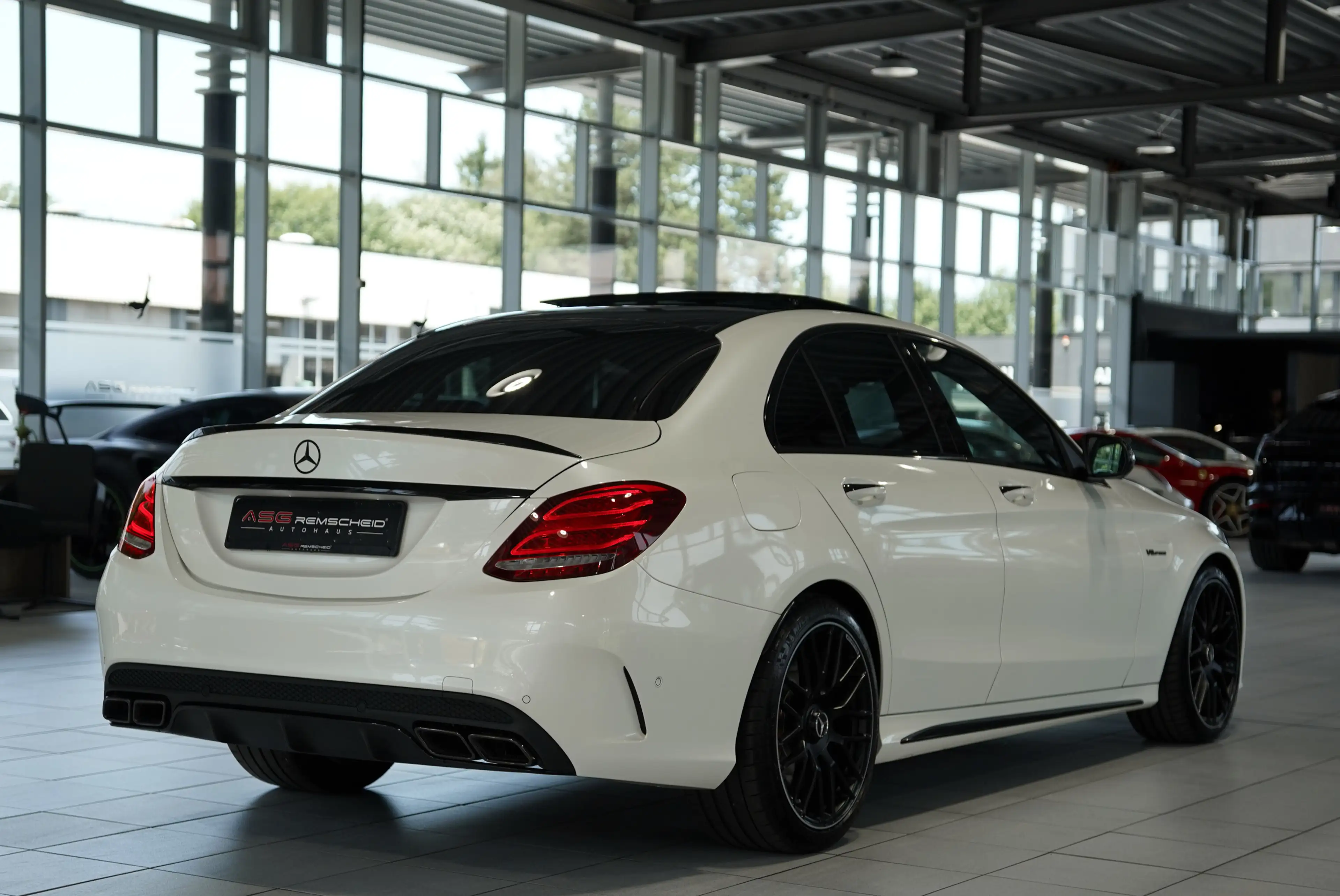 Mercedes-Benz C 63 AMG S Limousine *Perf-AGA *Perf-Sitze *Pano — photo 8