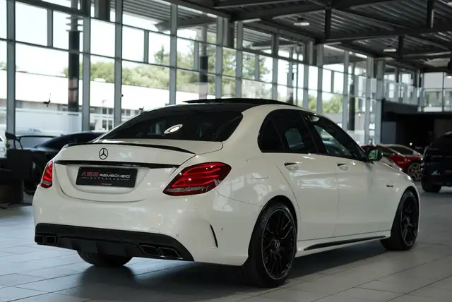 Mercedes-Benz C 63 Amg view 8