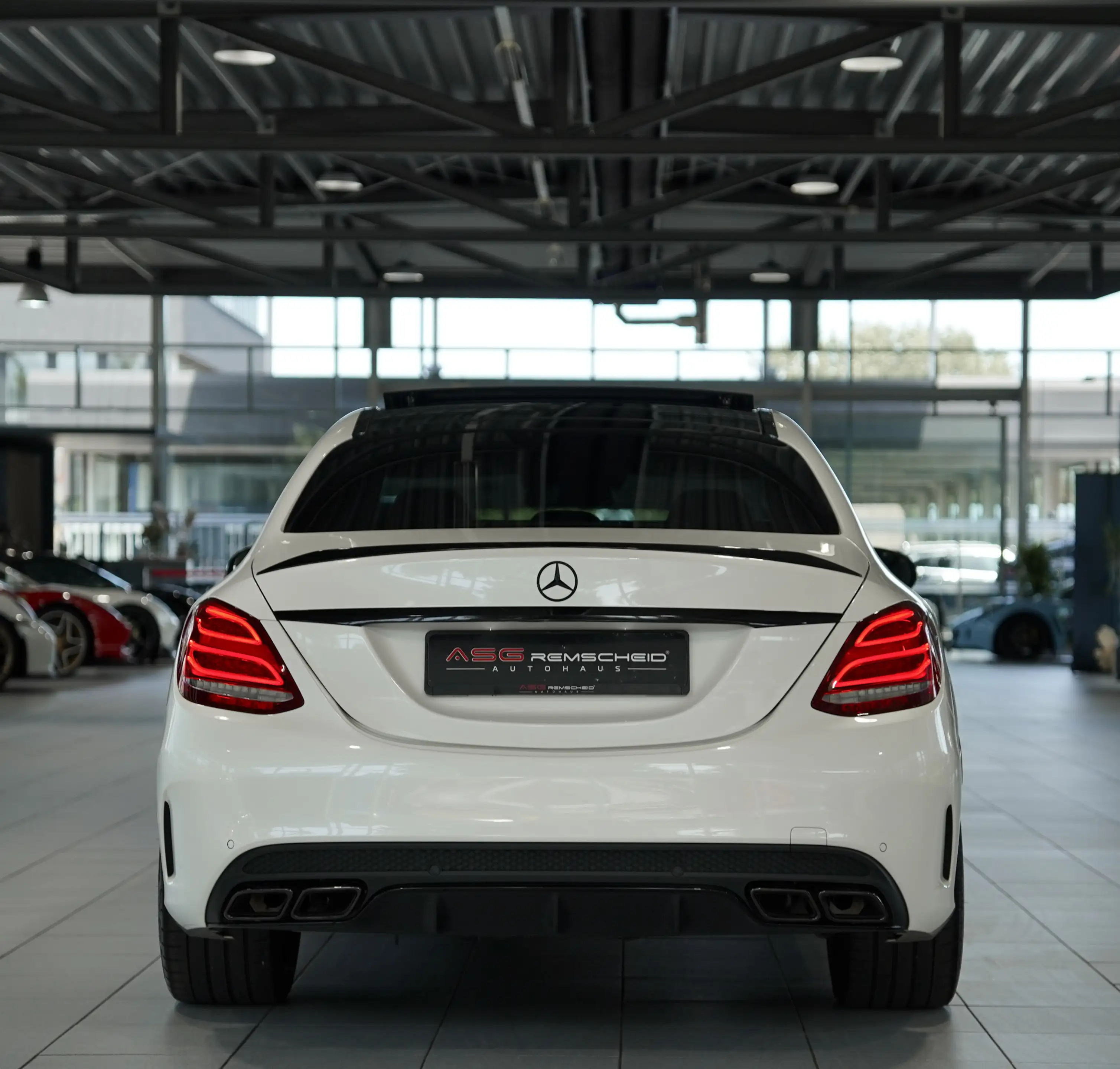 Mercedes-Benz C 63 AMG S Limousine *Perf-AGA *Perf-Sitze *Pano — photo 9