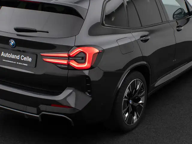 BMW X3 view 17