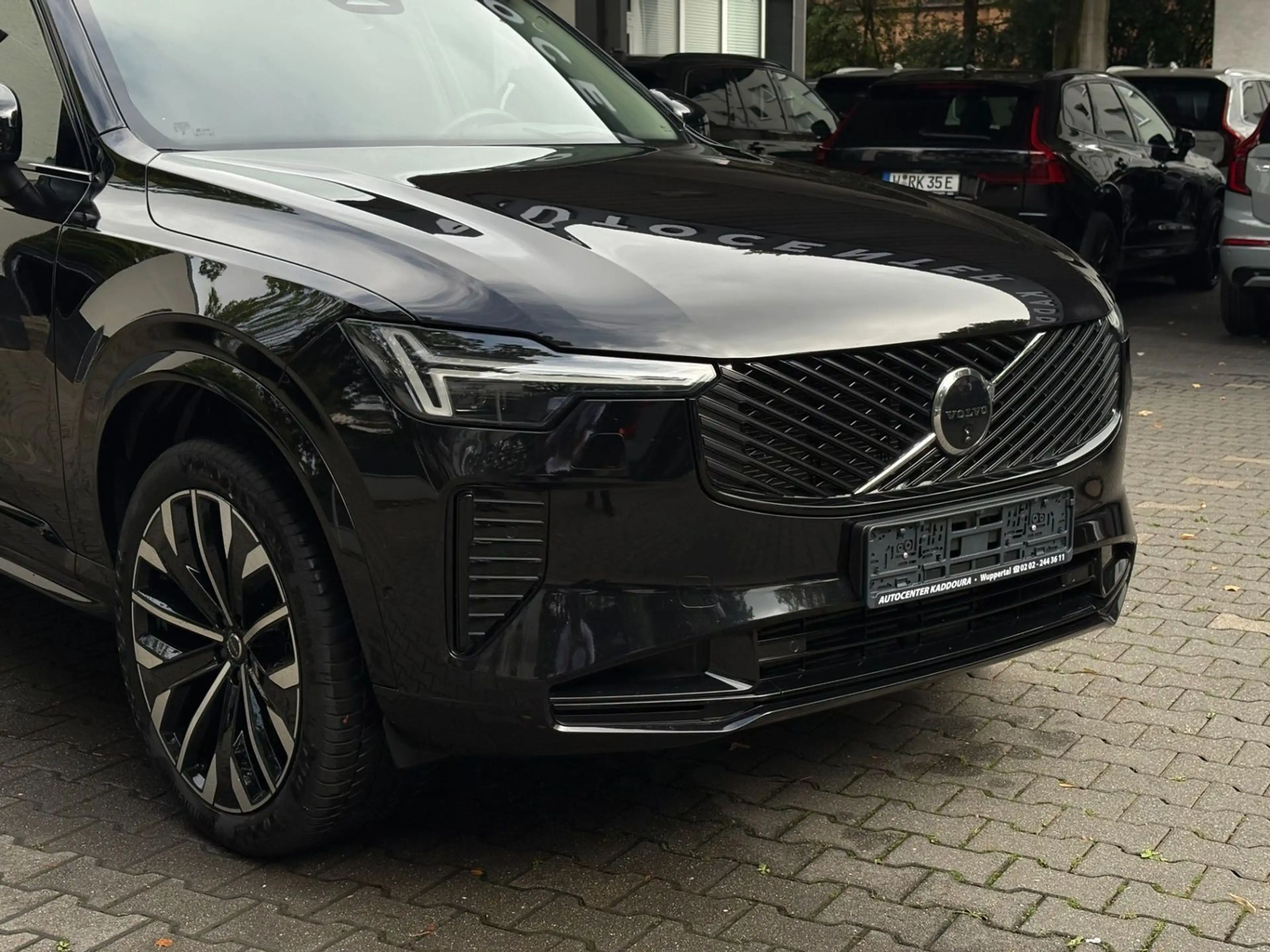 Volvo XC90 T8 Plus Dark FACELIFT He-Up PANO 360° STHZ — photo 8