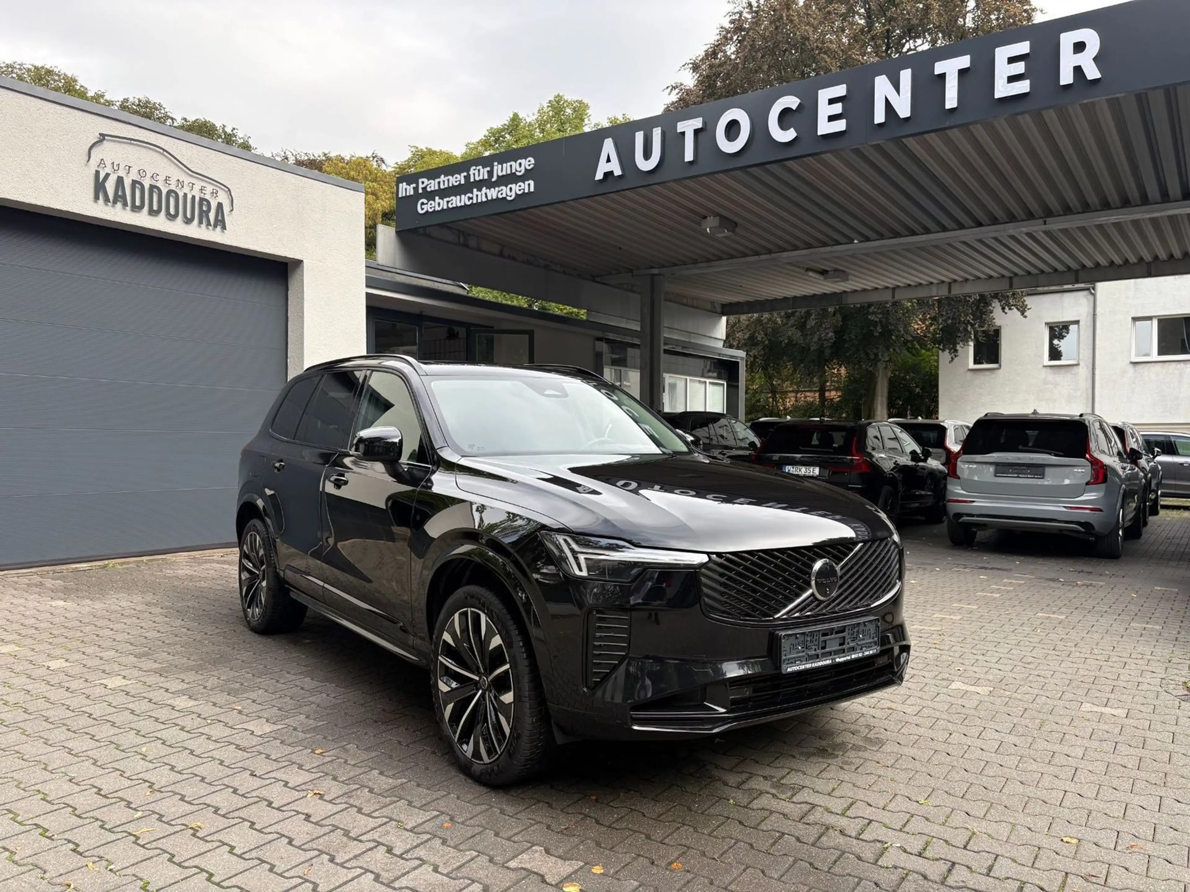 Volvo XC90 T8 Plus Dark FACELIFT He-Up PANO 360° STHZ — photo 2