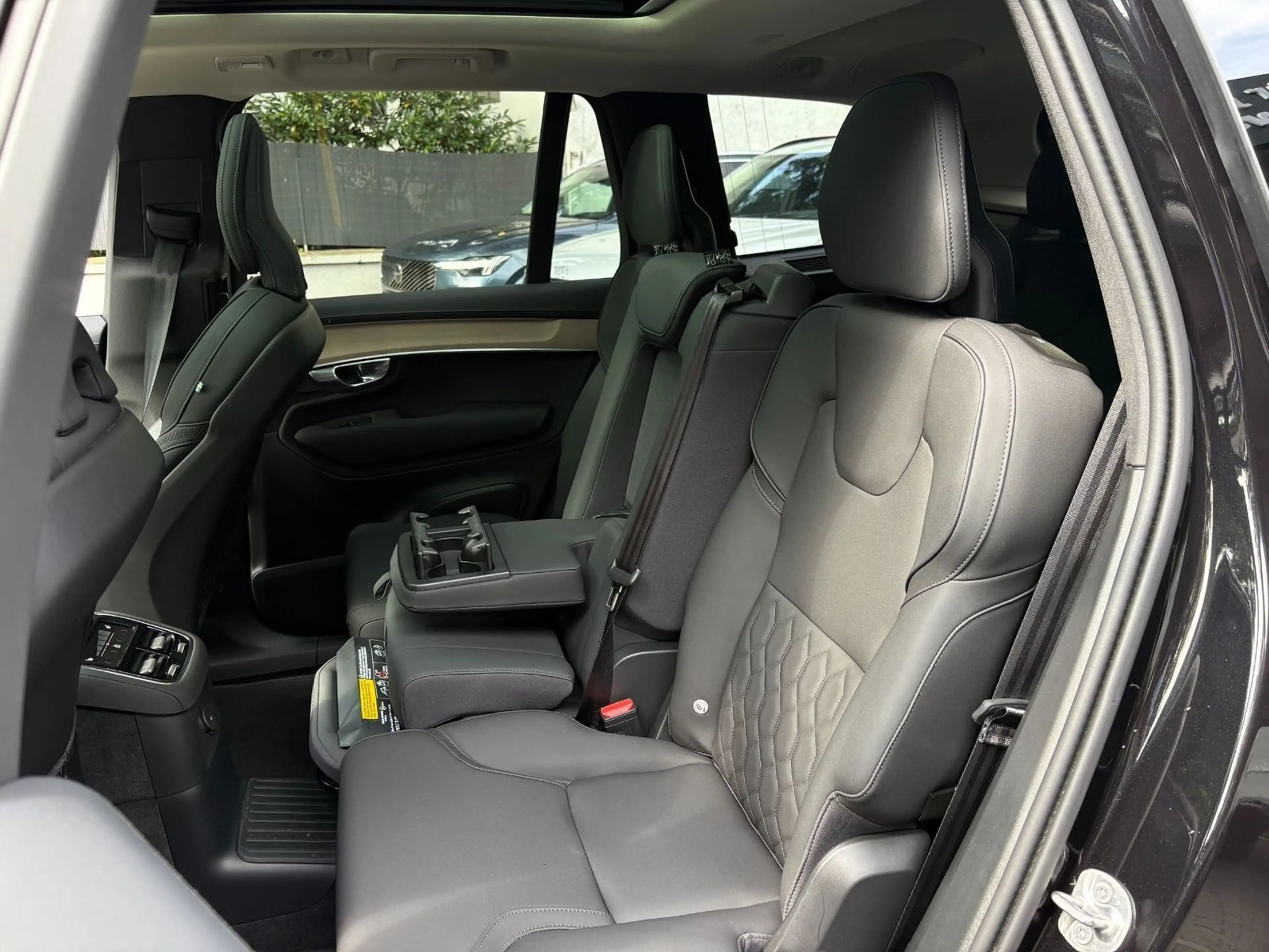 Volvo XC90 T8 Plus Dark FACELIFT He-Up PANO 360° STHZ — photo 10