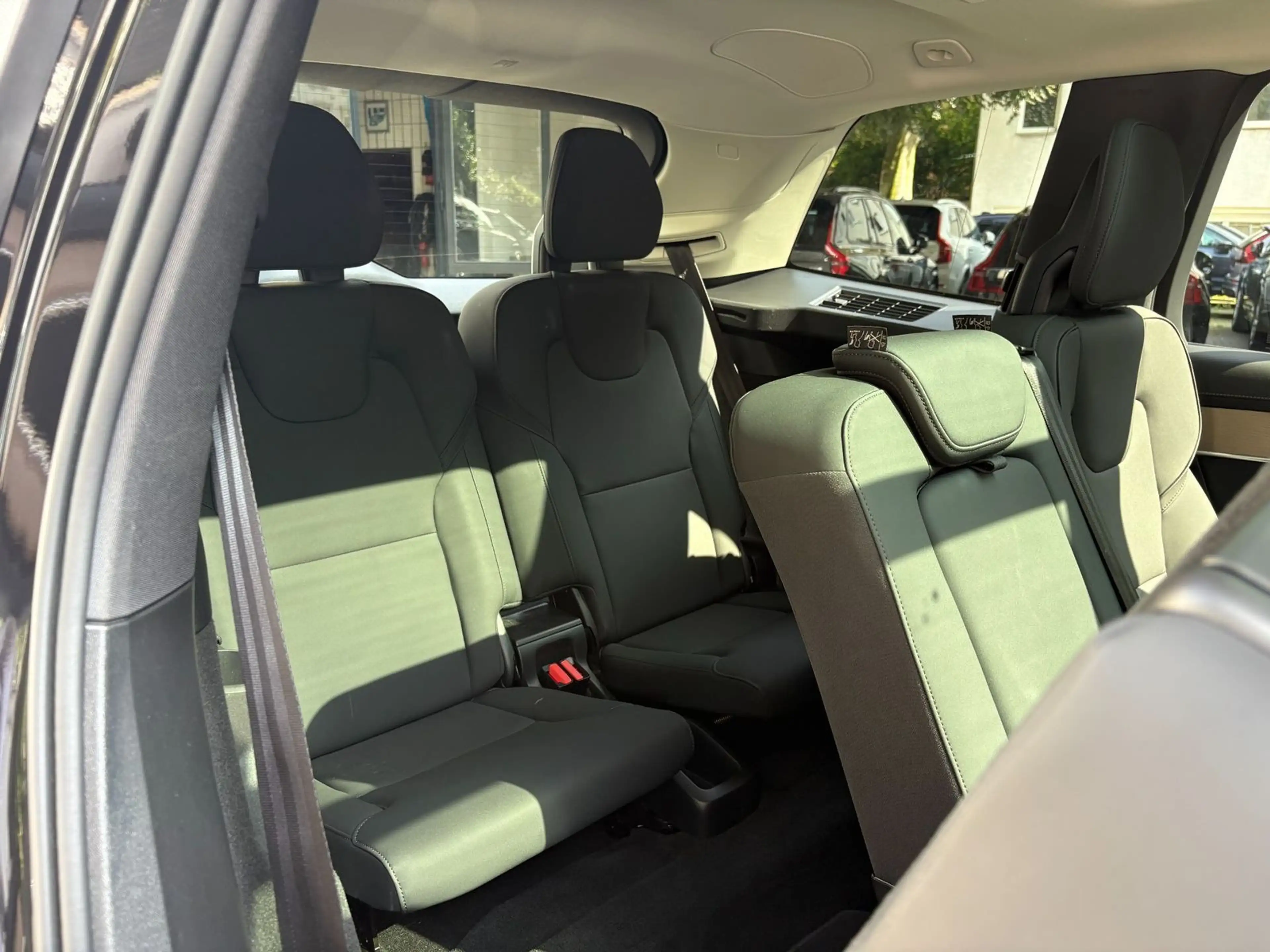 Volvo XC90 T8 Plus Dark FACELIFT He-Up PANO 360° STHZ — photo 12