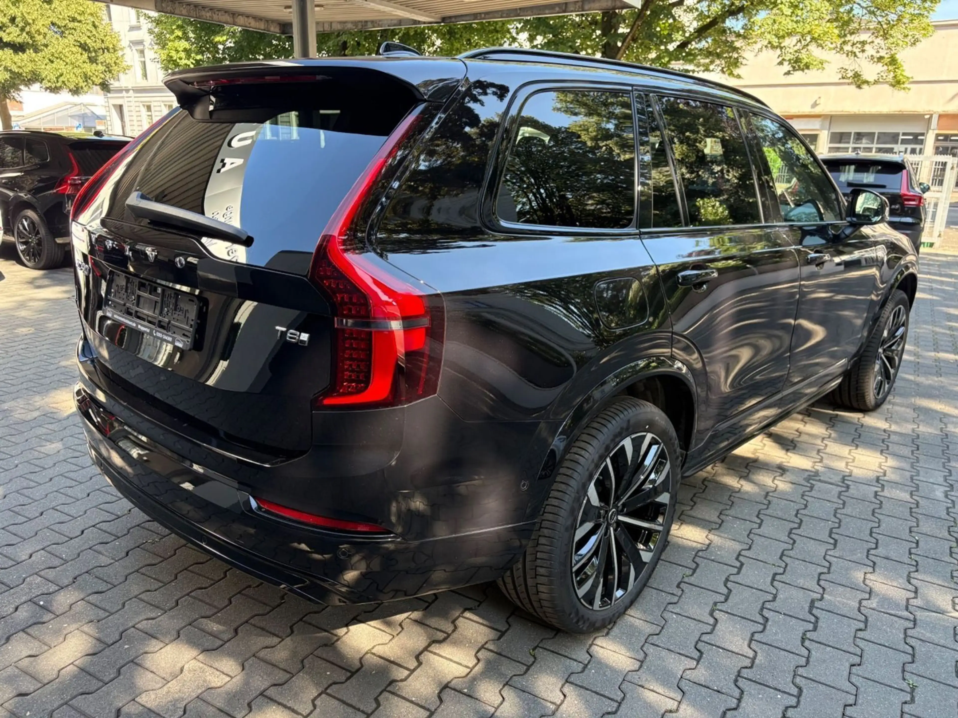 Volvo XC90 T8 Plus Dark FACELIFT He-Up PANO 360° STHZ — photo 6