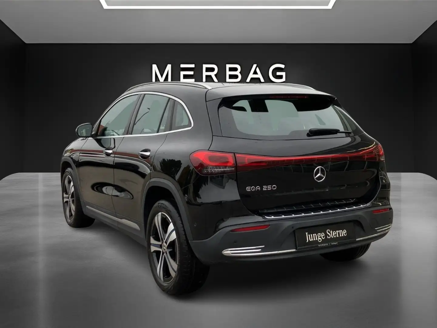 Mercedes-Benz EQA 250 Noir - 2